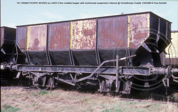 151 LNER 21ton continental suspension Internal @ Grimethorpe Coalite 88-04-13 � Paul Bartlett w