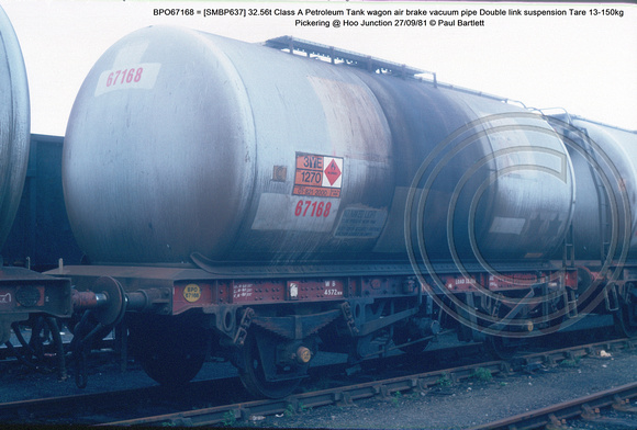 BPO67168 = [SMBP637] 32.56t Class A Petroleum Tank wagon air brake vacuum pipe Pickering @ Hoo Junction 81-09-27 © Paul Bartlett w