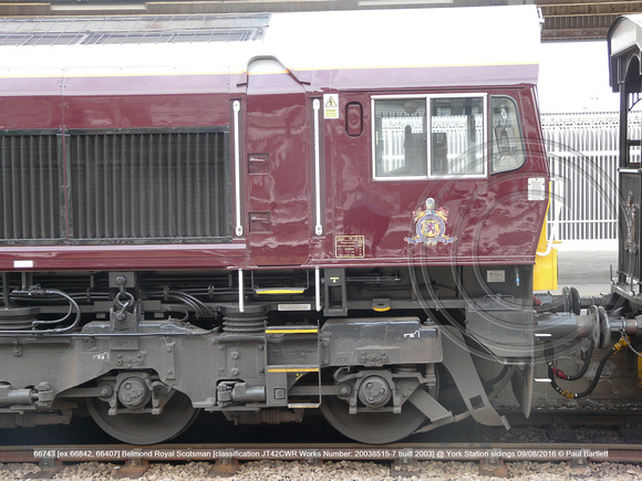 66743 [ex 66842, 66407] Belmond Royal Scotsman [classification JT42CWR Works No 20038515-7 built 2003] @ York Station sidings 2016-08-09 © Paul Bartlett [08w]