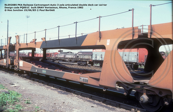RLS92085 PKA Railease Cartransport @ Hoo Junction 83-06-19 © Paul Bartlett w