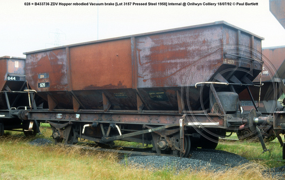 028 = B433736 ZDV Hopper rebodied Vacuum brake [Lot 3157 Pressed Steel 1958] Internal @ Onllwyn Colliery 92-07-18 © Paul Bartlett w