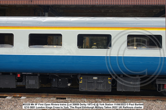 M3325 Mk IIF First Open Riviera trains [Lot 30859 Derby 1973-4] @ York Station 2023-08-11 © Paul Bartlett [4w]