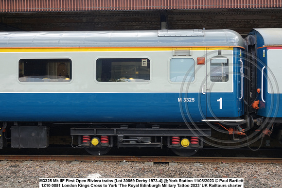 M3325 Mk IIF First Open Riviera trains [Lot 30859 Derby 1973-4] @ York Station 2023-08-11 © Paul Bartlett [5w]