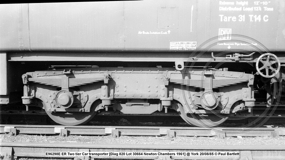 E96298E ER Two tier Car transporter [Diag 820 Lot 30664 Newton Chambers 1961] @ York 85-08-20 © Paul Bartlett [2w]