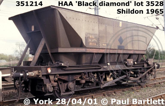 351214_HAA___Black_diamond___L3528__m @ York 2001-04-28_