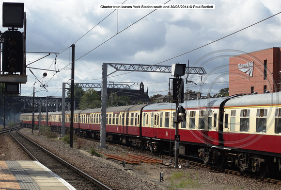 Charter Train @ York Station 2014-08-30 � Paul Bartlett