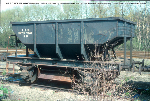 16 BSC Hopper steel end platform plain bearing handwheel brake built by Chas Roberts for internal use @ Llanwern BSC 94-04-15 © Paul Bartlett W