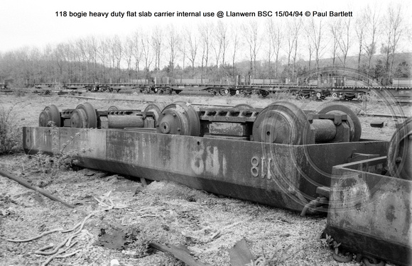 118 bogie heavy duty flat slab carrier internal use @ Llanwern BSC 94-04-15 © Paul Bartlett [2w]
