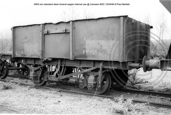 4055 non standard steel mineral wagon internal use @ Llanwern BSC 94-04-15 © Paul Bartlett [3w]
