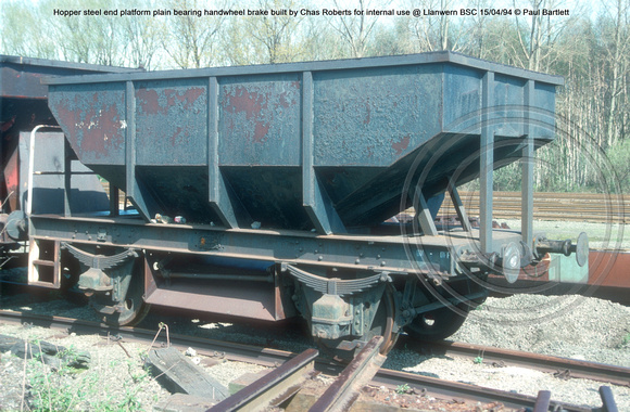 Hopper steel end platform plain bearing handwheel brake built Chas Roberts for internal use @ Llanwern BSC 94-04-15 © Paul Bartlett w
