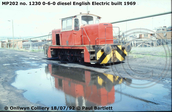 1 MP202 1230 EE diesel Onllwyn Colliery 92-07-18 © P Bartlett [2w]