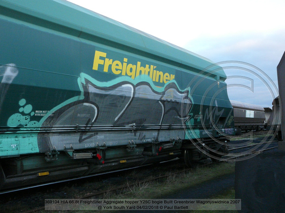 369104 HIA 66.8t Freightliner Aggregate hopper Y25C bogie Built Greenbrier Wagonyswidnica 2007 @ York South Yard 2018-02-04 © Paul Bartlett [3w]