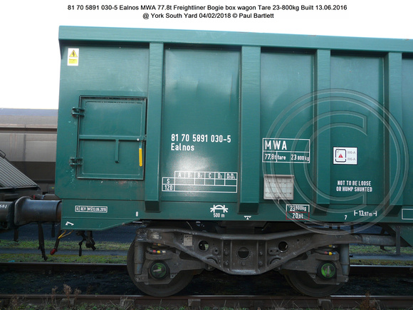 81 70 5891 030-5 Ealnos MWA 77.8t Freightliner Bogie box wagon Tare 23-800kg Built 13.06.2016 @ York South Yard 2018-02-04 © Paul Bartlett [03w]