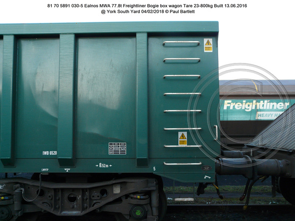 81 70 5891 030-5 Ealnos MWA 77.8t Freightliner Bogie box wagon Tare 23-800kg Built 13.06.2016 @ York South Yard 2018-02-04 © Paul Bartlett [10w]