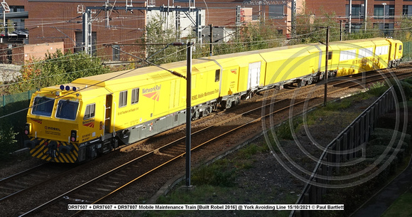 DR97507 + DR97607 + DR97807 Mobile Maintenance Train [Built Robel 2016] @ York Avoiding Line 2021-10-15 © Paul Bartlett [1w]