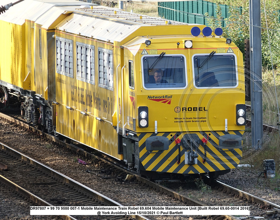 DR97807 = 99 70 9580 007-1 Mobile Maintenance Train Robel 69.604 Mobile Maintenance Unit [Built Robel 69.60-0014 2016]@ York Avoiding Line 2021-10-15 © Paul Bartlett [1w]