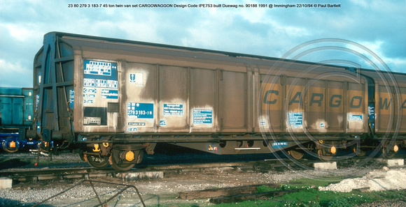 23 80 279 3 183-7 45 ton twin van set CARGOWAGGON Design Code IPE753 built Duewag no. 90188 1991 @ Immingham 94-10-22 © Paul Bartlett [1w]