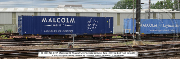 81 70 490 8 123-2 FKA Sffggmrrss DB 'Megafret' twin intermodal container  + Malcom WHMU5000097 @ Doncaster Station 2019-06-01 © Paul Bartlett w