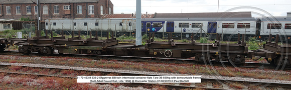 31 70 493 8 535-2 Sfggmrrss DB twin intermodal container flats Tare 36-550kg [Built Arbel Fauvet Rail, Lille 1994] @ Doncaster Station 2019-06-01 © Paul Bartlett [2w]