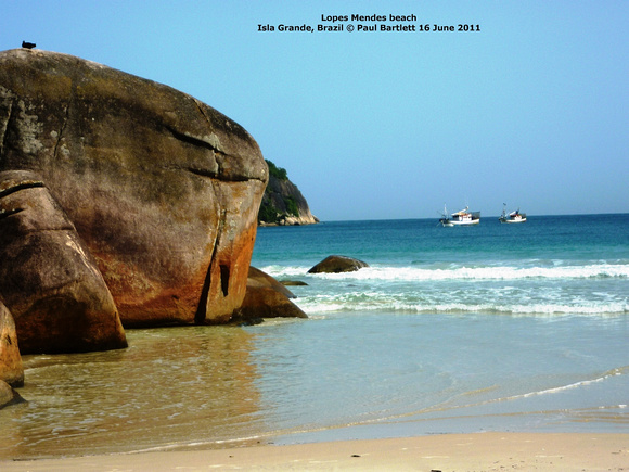 P1000142 Lopes Mendes beach