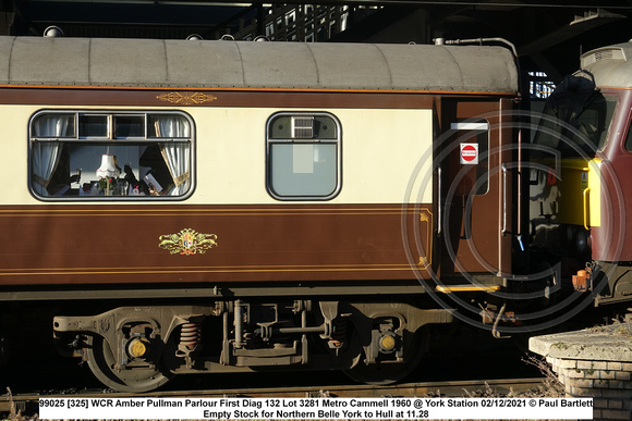 99025 [325] WCR Amber Pullman Parlour First Diag 132 Lot 3281 Metro Cammell 1960 @ York Station 2021-12-02 © Paul Bartlett [6w]
