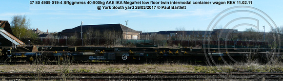 37 80 4909 019-4 Sffggmrrss AAE IKA Megafret low floor twin intermodal container wagon @ York South yard 2017-03-26 © Paul Bartlett [01w]