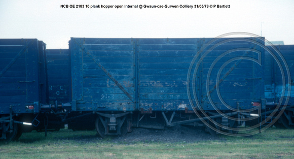 NCB OE 2183 10 plank hopper open Internal @ Gwaun-cae-Gurwen Colliery 78-05-31 © P Bartlett w