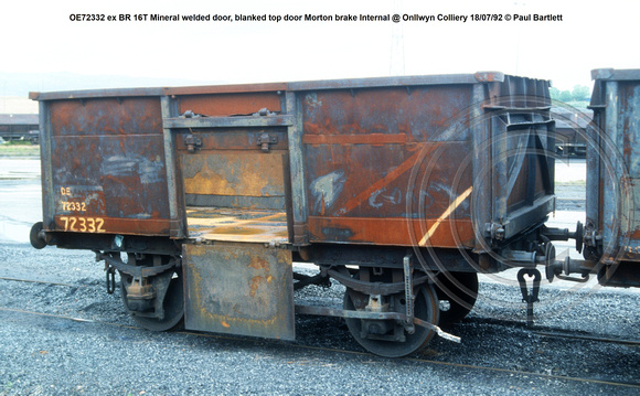 OE72332 ex BR 16T Mineral welded door, blanked top door Morton brake internal @ Onllwyn Colliery 92-07-18 © Paul Bartlett w