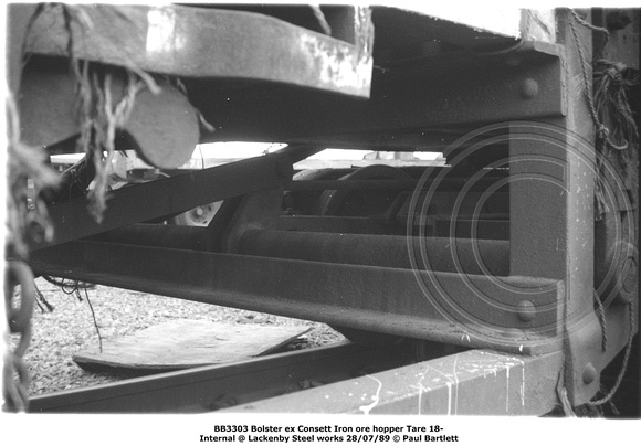 BB3303 bolster ex Consett Iron ore hopper @ Lackenby 89-07-28 © Paul Bartlett [11w]