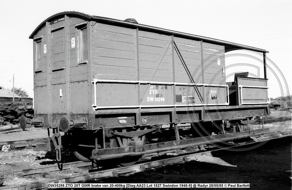 DW35298 ZTO GWR brake van Diag AA23 Lot 1527 Swindon 1948-9 @ Radyr 85-05-28 © Paul Bartlett w