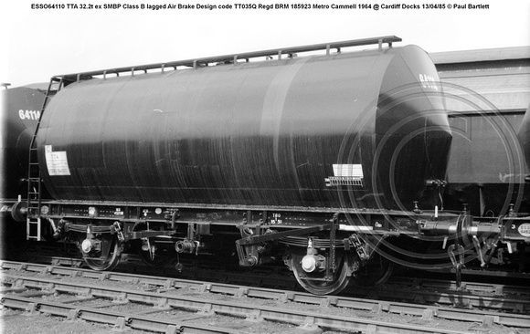 ESSO64110 TTA 32.2t ex SMBP Class B lagged Air Brake Design code TT035Q Regd BRM 185923 Metro Cammell 1964 @ Cardiff Docks 85-04-13 © Paul Bartlett w