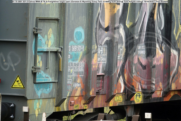 81 70 5891 501-5 Ealnos MWA-B 78.2t Freightliner bogie open (Genesee & Wyoming livery) Tare 23-400kg built 2019 @ York Holgate sidings 2020-10-19 © Paul Bartlett [06w]