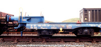 33 68 4909 741-3 Sffggmrrss IKA AAE Megafret twin low floor intermodal container wagon  @ Tees Yard 99-10-10 © Paul Bartlett [5w]
