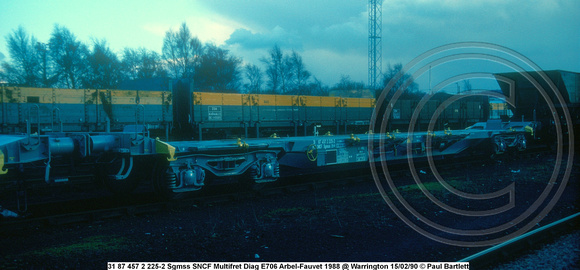 31 87 457 2 225-2 Sgmss SNCF Multifret Diag E706 Arbel-Fauvet 1988 @ Warrington 90-02-15 © Paul Bartlett w