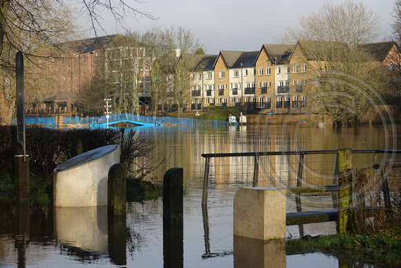 CRI02736 Blue bridge, Flood, York 2020-12-28  © Paul Bartlett