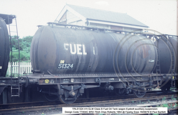 TRL51324 Class B Fuel Oil @ Fawley Esso 79-08-16 � Paul Bartlett w