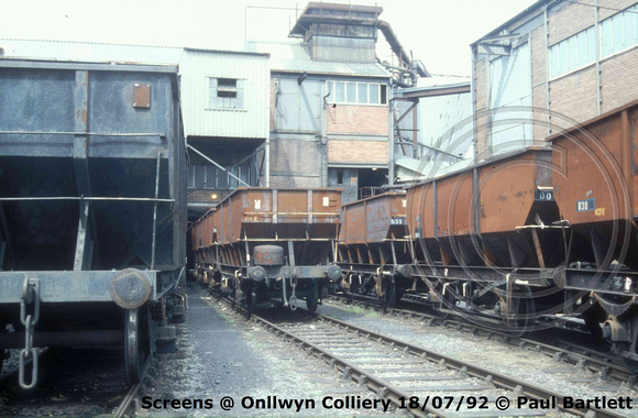 1 Screens Onllwyn Colliery 92-07-18 © P Bartlett [6w]