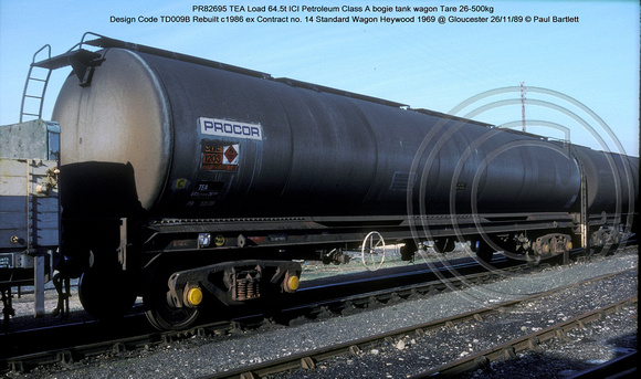 PR82695 TEA ICI Petroleum bogie tank wagon @ Gloucester 89-11-26 � Paul Bartlett w
