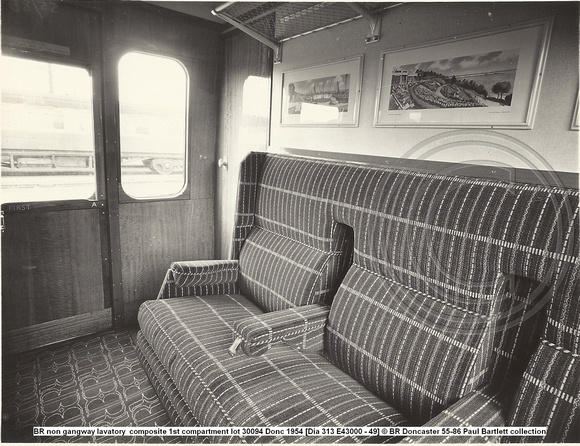 BR non gang lav composite 1st compartment lot 30094 Donc 1954 [Dia 313 E43000 - 49] © BR Doncaster 55-86 Paul Bartlett collection w