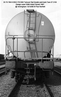 33 70 789 9 039-3 Tiphook Rail Acrylic acid tank Design code E686 @ Immingham 90-10-13 � Paul Bartlett [08w]