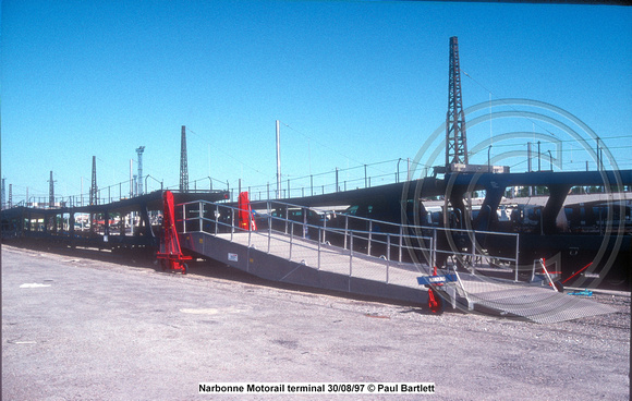 Narbonne Motorail terminal 97-08-30 © Paul Bartlett [1w]