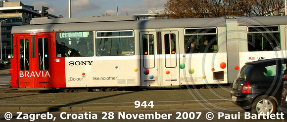 944  tram @ Zagreb Croatia 2007-11-28