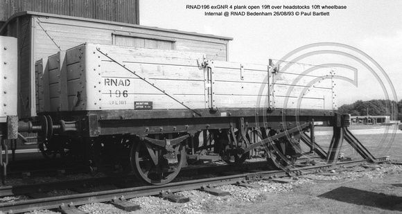 RNAD196 exGNR 4 plank @ RNAD Bedenham 93-08-26 � Paul Bartlett [2w]