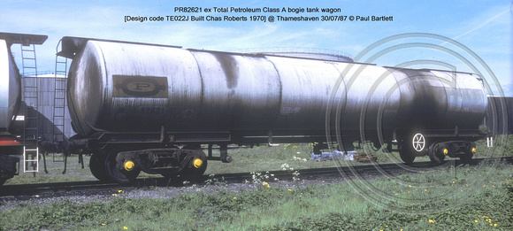 PR82621 ex Total Petroleum bogie tank wagon @ Thameshaven 87-05-30 � Paul Bartlett w
