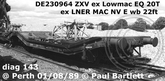 DE230964 ZXV ex Lowmac EQ @ Perth 1989-08-01