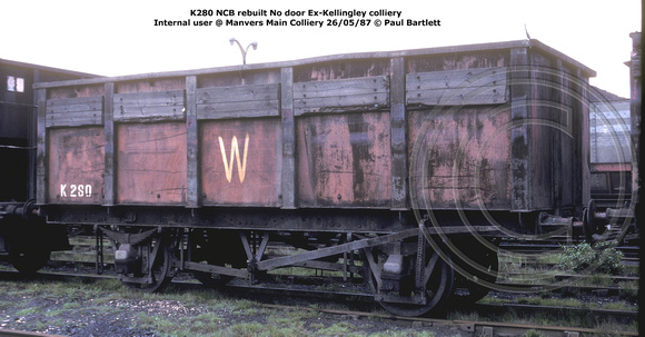 K280 NCB No door Internal user @ Manvers Main Colliery 87-05-26 © Paul Bartlett w
