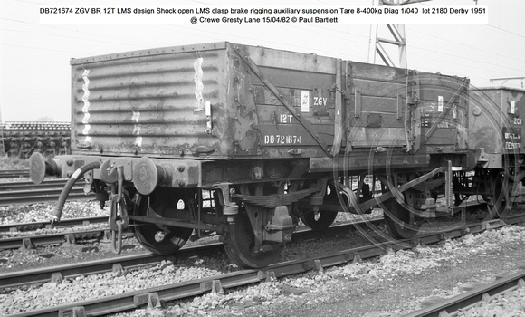 DB721674 ZGV Shock open Diag 1-040 @ Crewe Gresty Lane 82-04-15 © Paul Bartlett w