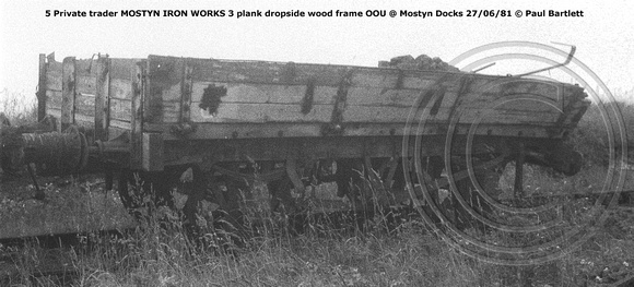 5 Mostyn Iron Works 3 plank dropside OOU @ Mostyn Docks 81-06-27 © Paul Bartlett [1w]