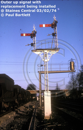 Outer up signal Staines