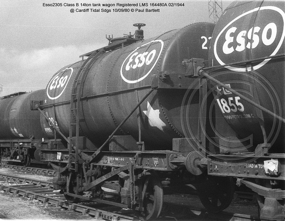 Esso2305 Class B 14ton tank wagon @ Cardiff Docks 80-09-10 � Paul Bartlett w